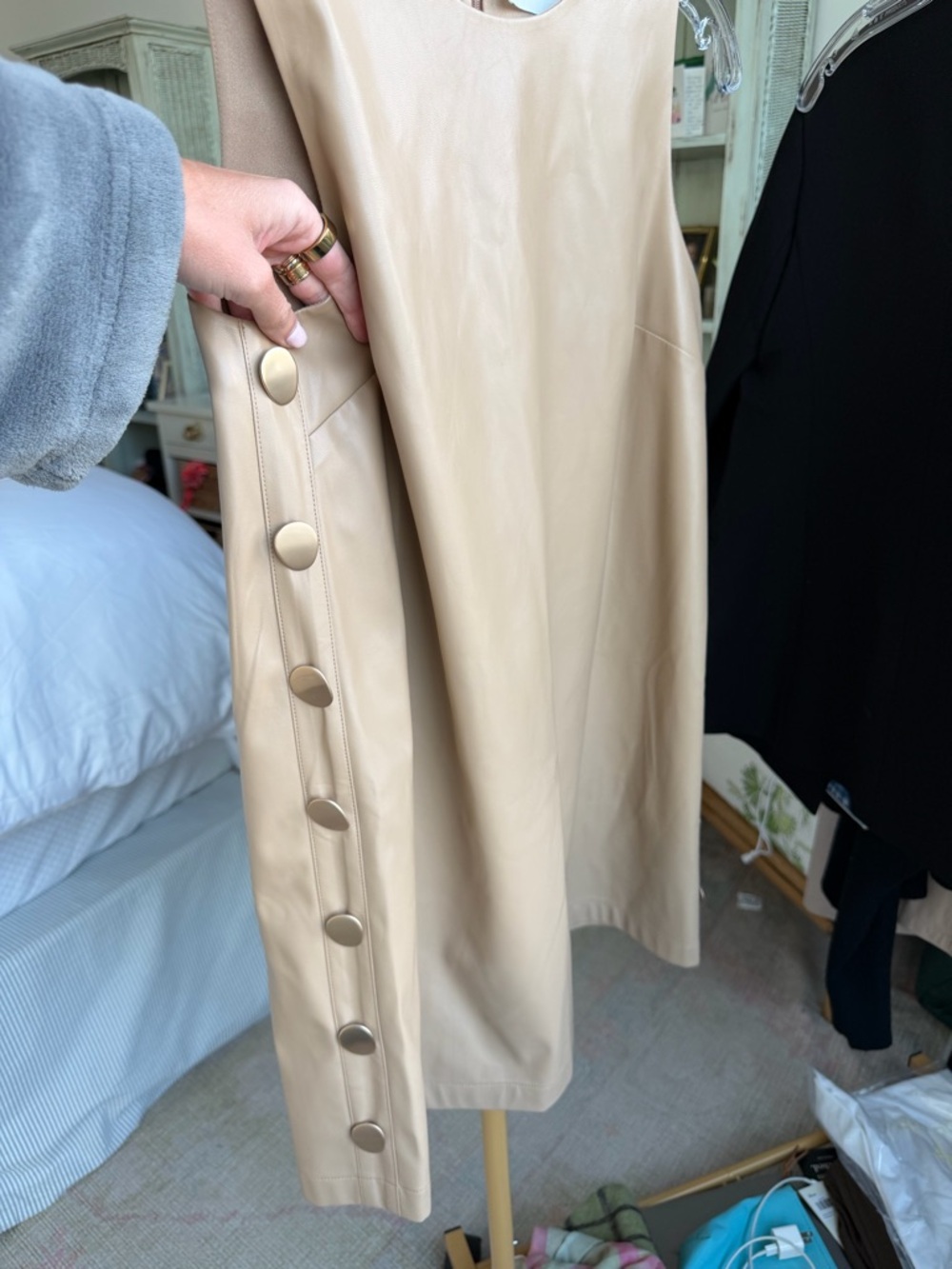 Minimal Sleeveless Tan Mini Dress - Picture 4 of 6